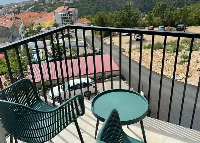 Armani Apartmán *